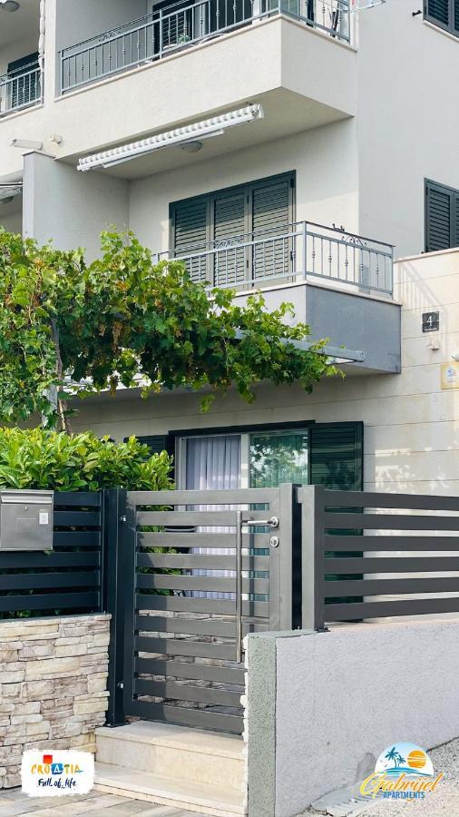 Gabrijel Apartments Makarska 1 Luaran gambar