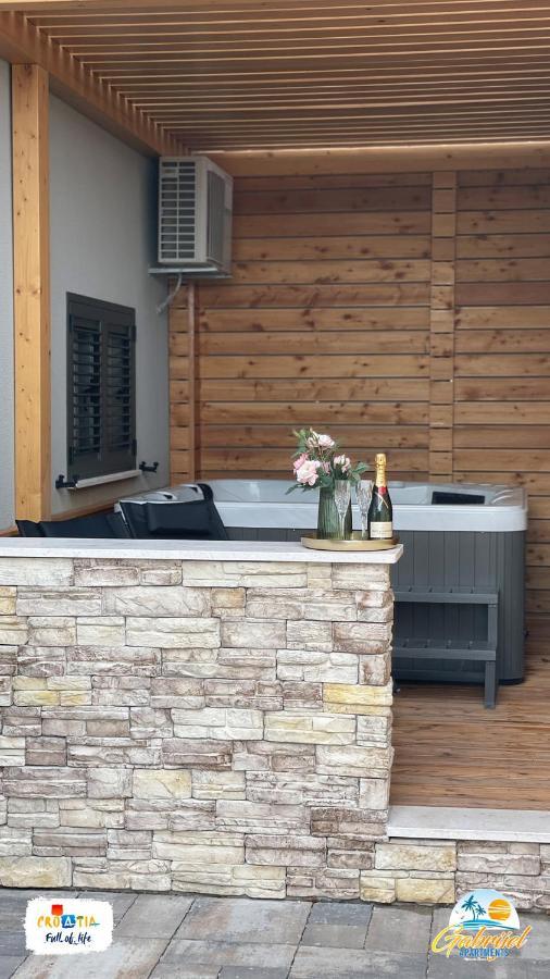 Gabrijel Apartments Makarska 1 Luaran gambar